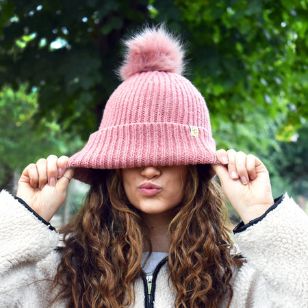 The Winter Beanie That Keeps Curls Smooth and Defined
